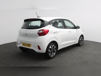 Used Hyundai i10 2024 for sale - 77117050: Photo