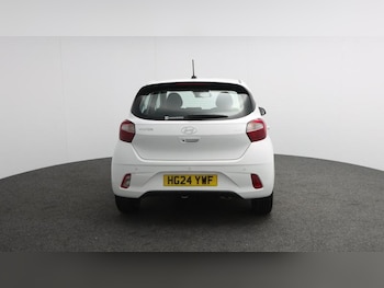Used Hyundai i10 2024 for sale - 77117050: Photo