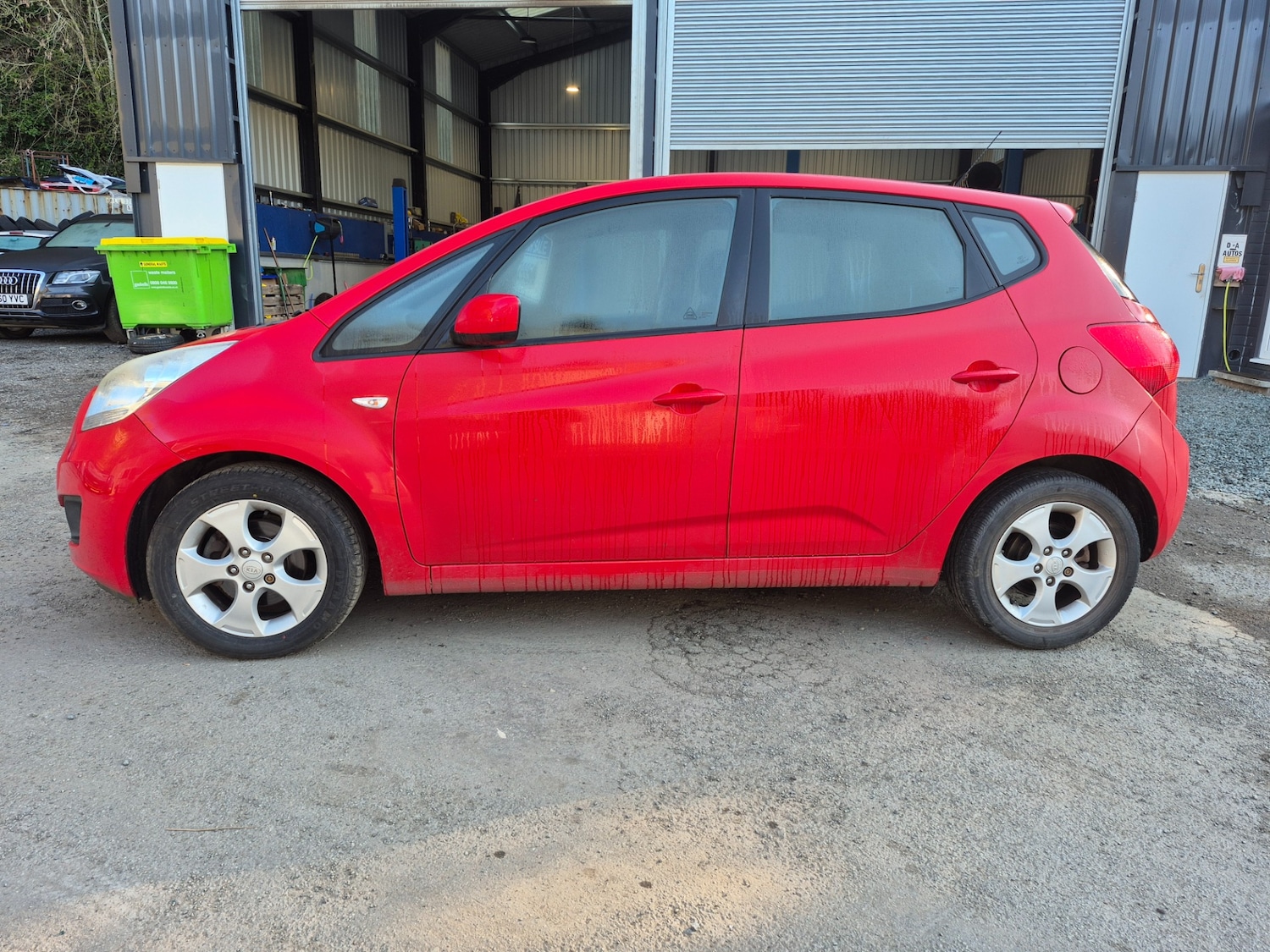 Used Kia Venga 2011 for sale - 77945264: Photo 3