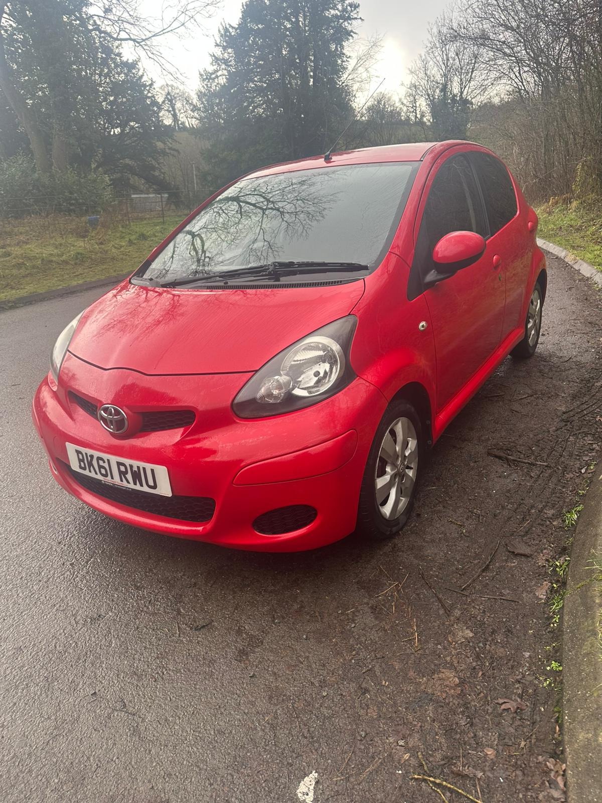 Used Toyota AYGO 2011 for sale - 77319297: Photo 2