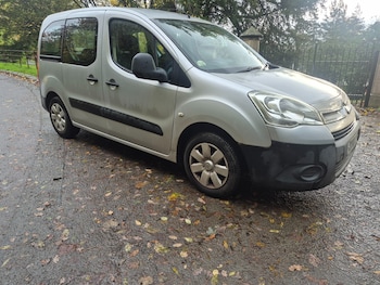 Used Citroen Berlingo Multispace 2010 for sale - 76476332: Photo