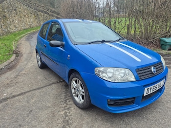 Used Fiat Punto 2005 for sale - 77800193: Photo