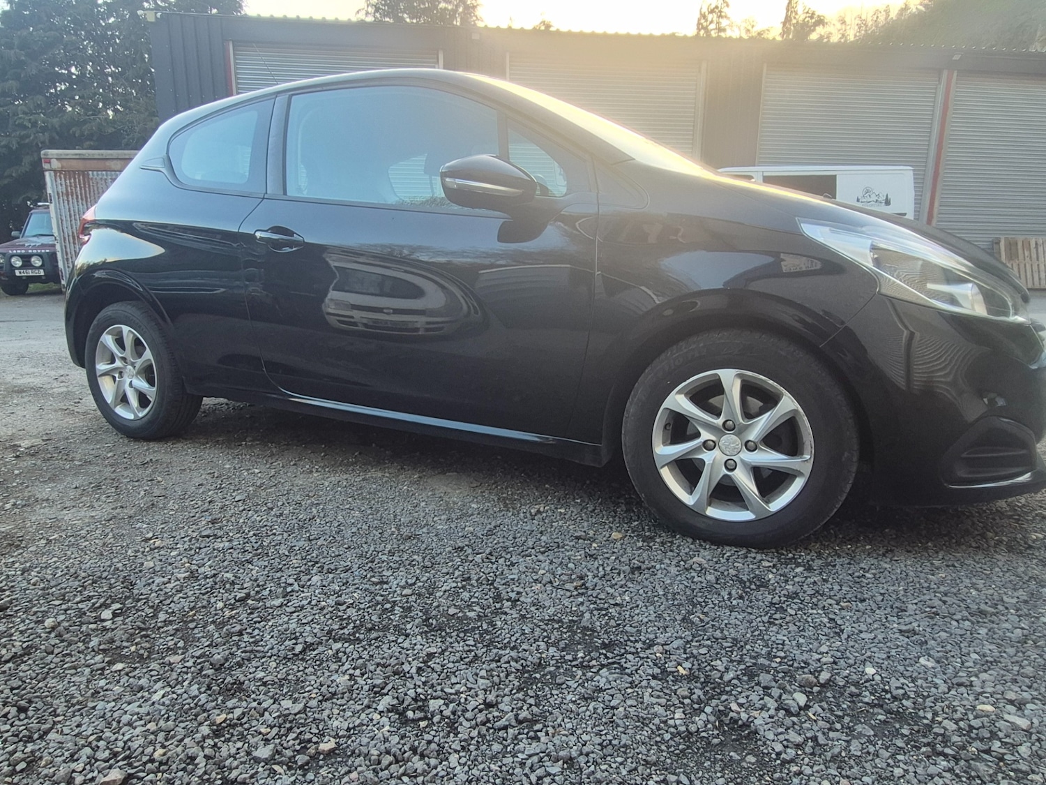 Used Peugeot 208 2015 for sale - 78069692: Photo 3