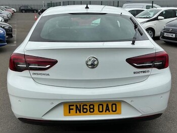 Used Vauxhall Insignia 2018 for sale - 78384654: Photo