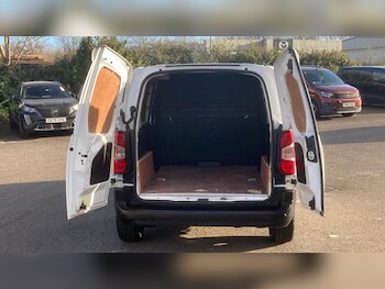 Used Peugeot Partner 2022 for sale - 77718494: Photo