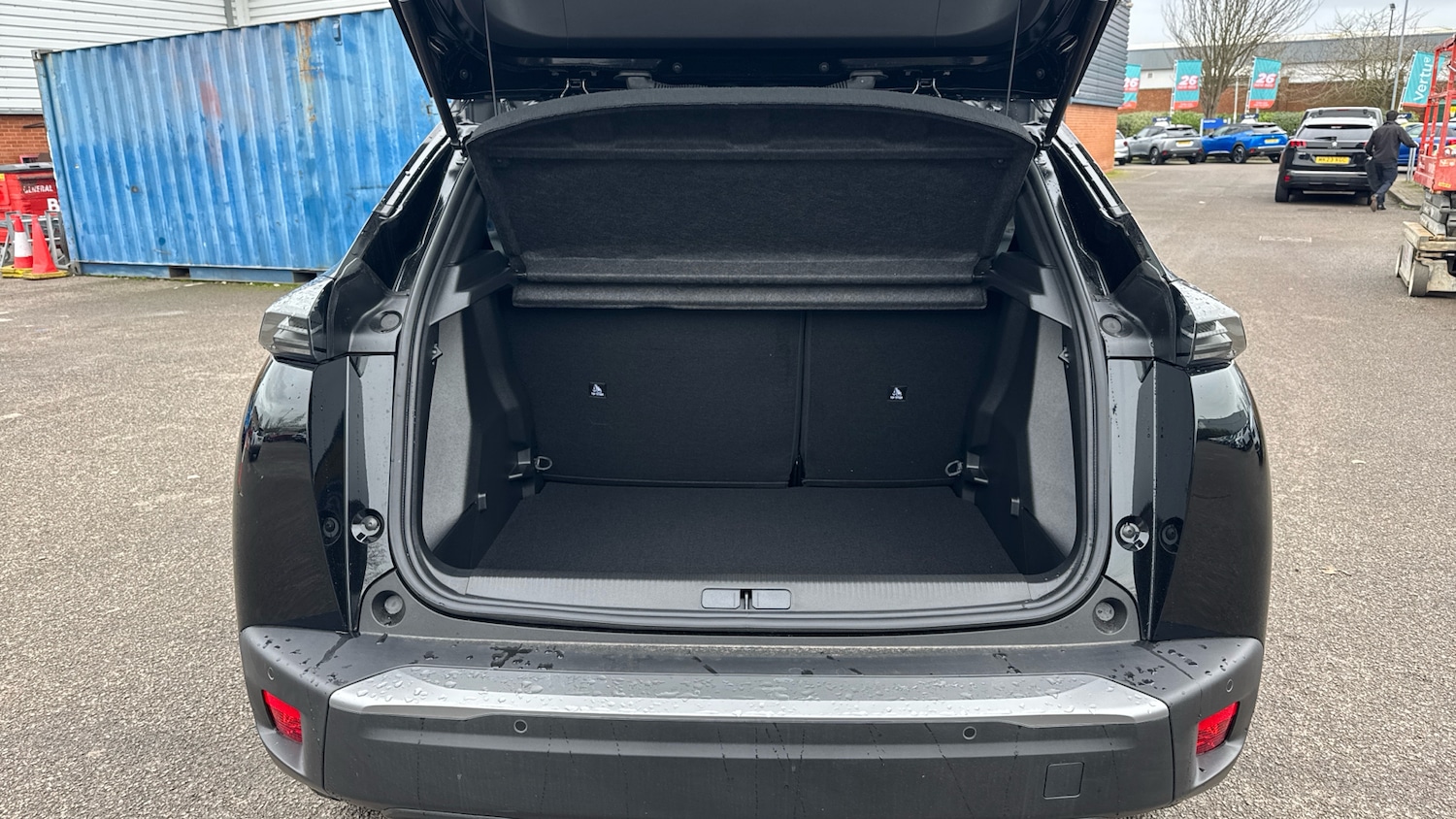 Used Peugeot 2008 2025 for sale - 77591864: Photo 4