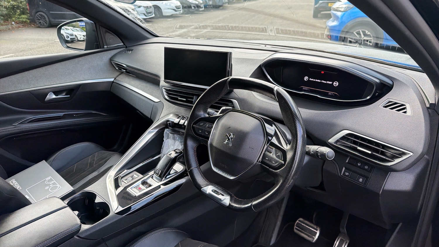 Used Peugeot 5008 2023 for sale - 76892859: Photo 11