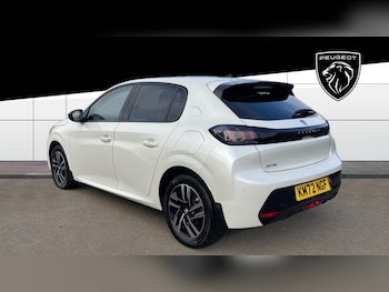 Used Peugeot 208 2022 for sale - 76211588: Photo 2