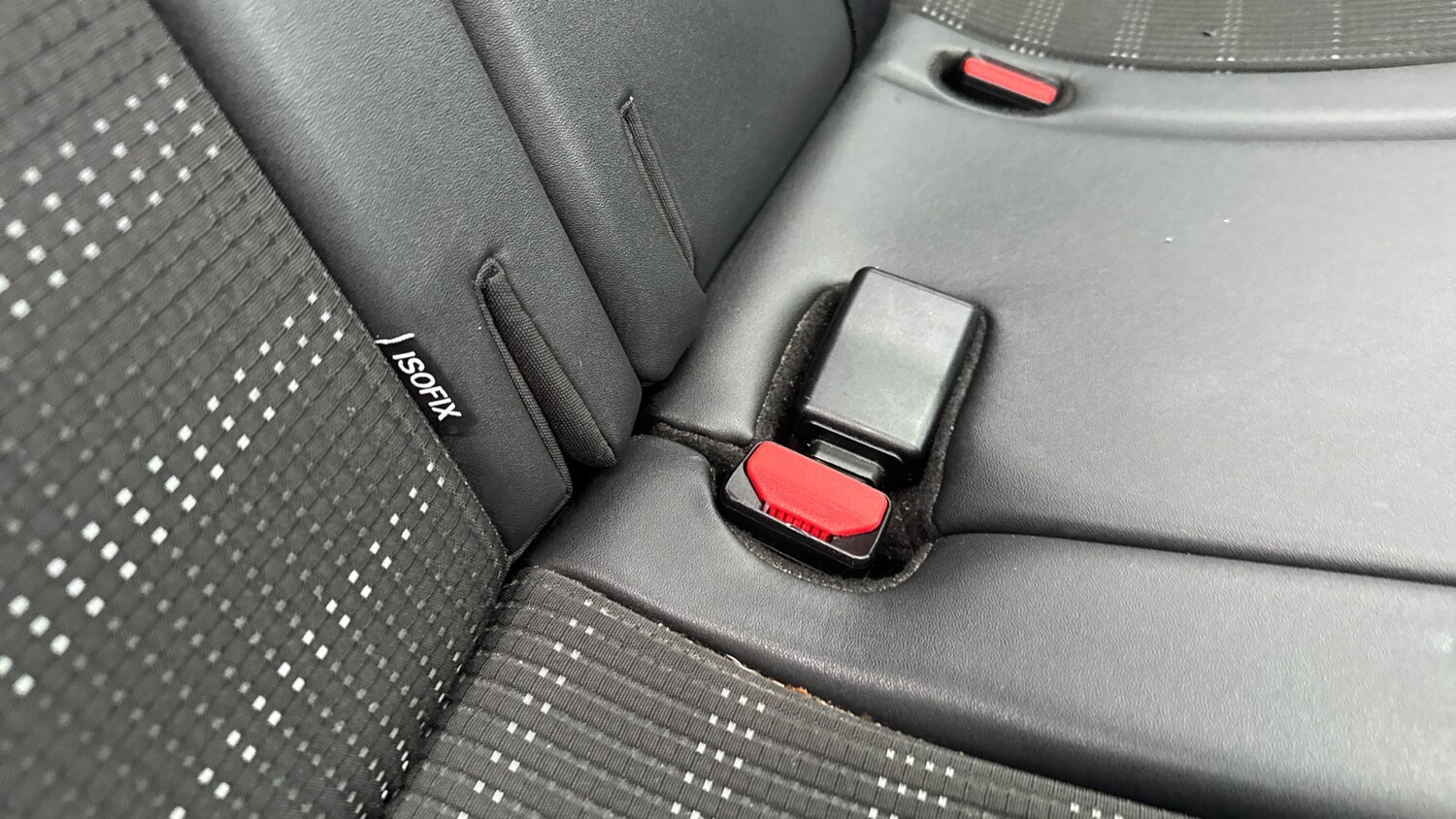 Used Peugeot 2008 2019 for sale - 76859658: Photo 17