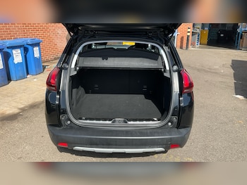 Used Peugeot 2008 2017 for sale - 78618407: Photo