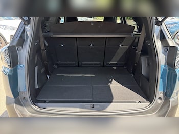 Used Peugeot 5008 2023 for sale - 79343721: Photo