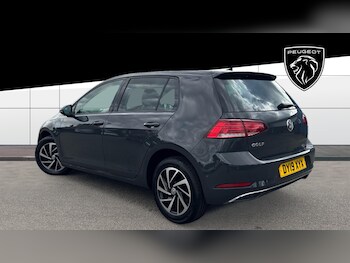 Used Volkswagen Golf 2019 for sale - 75823261: Photo