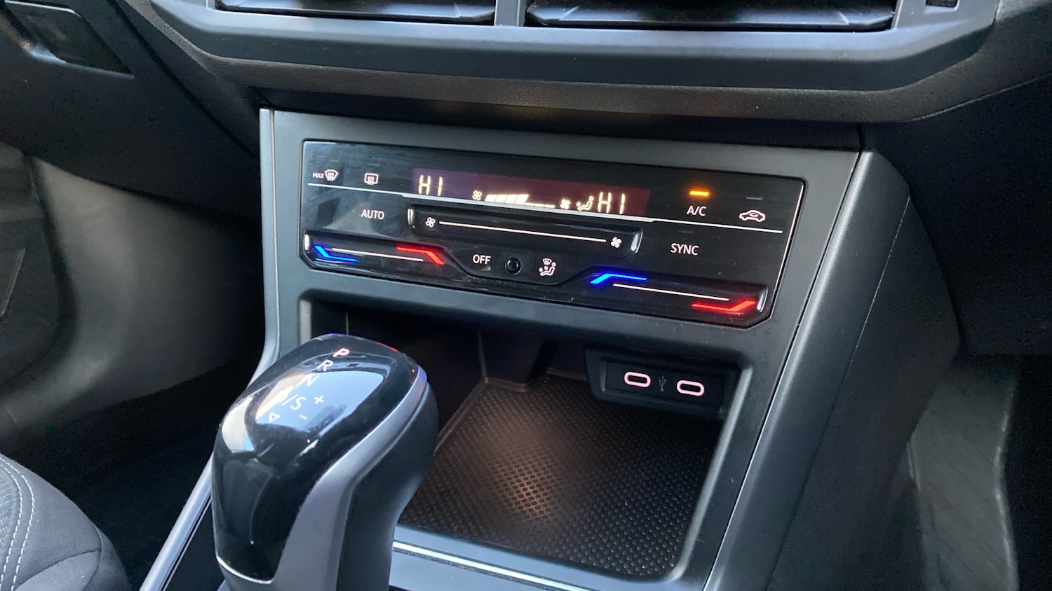 Used Volkswagen Polo 2022 for sale - 76736374: Photo 24