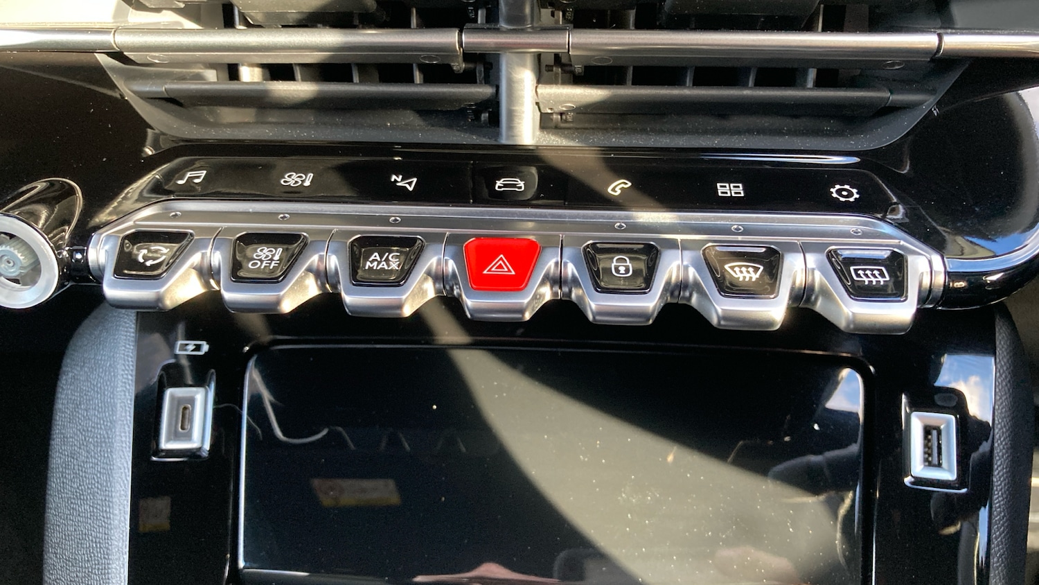 Used Peugeot 208 2023 for sale - 77365087: Photo 24