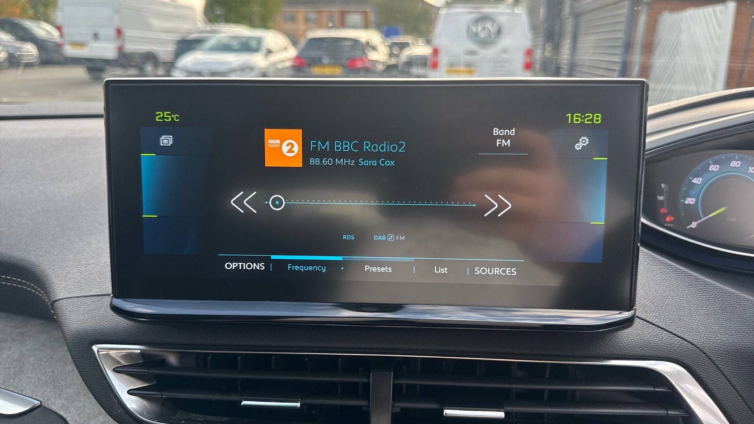 Used Peugeot 3008 2022 for sale - 76494376: Photo 12