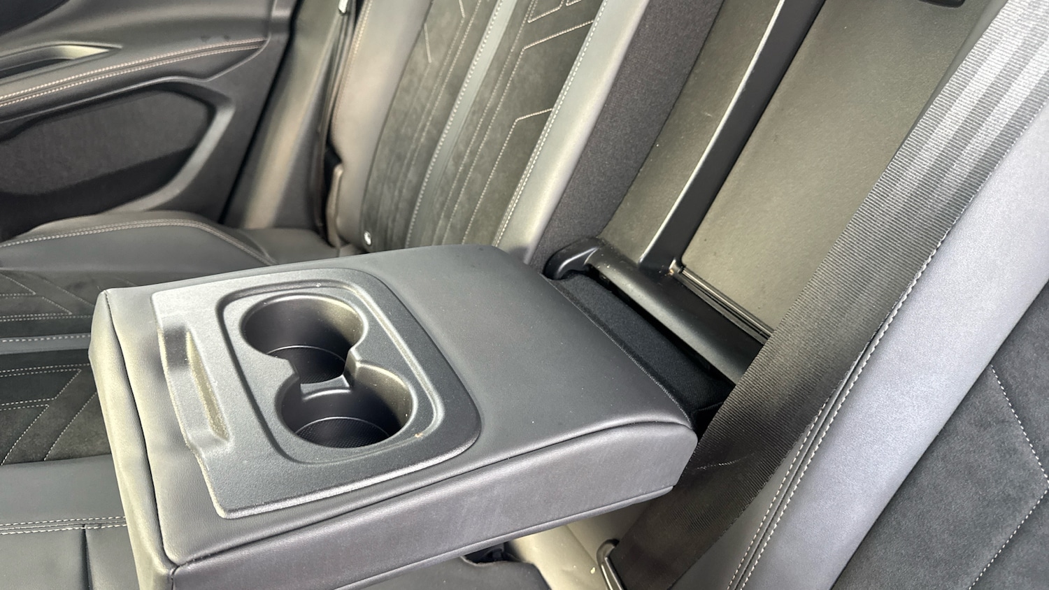 Used Peugeot 3008 2022 for sale - 76494376: Photo 25