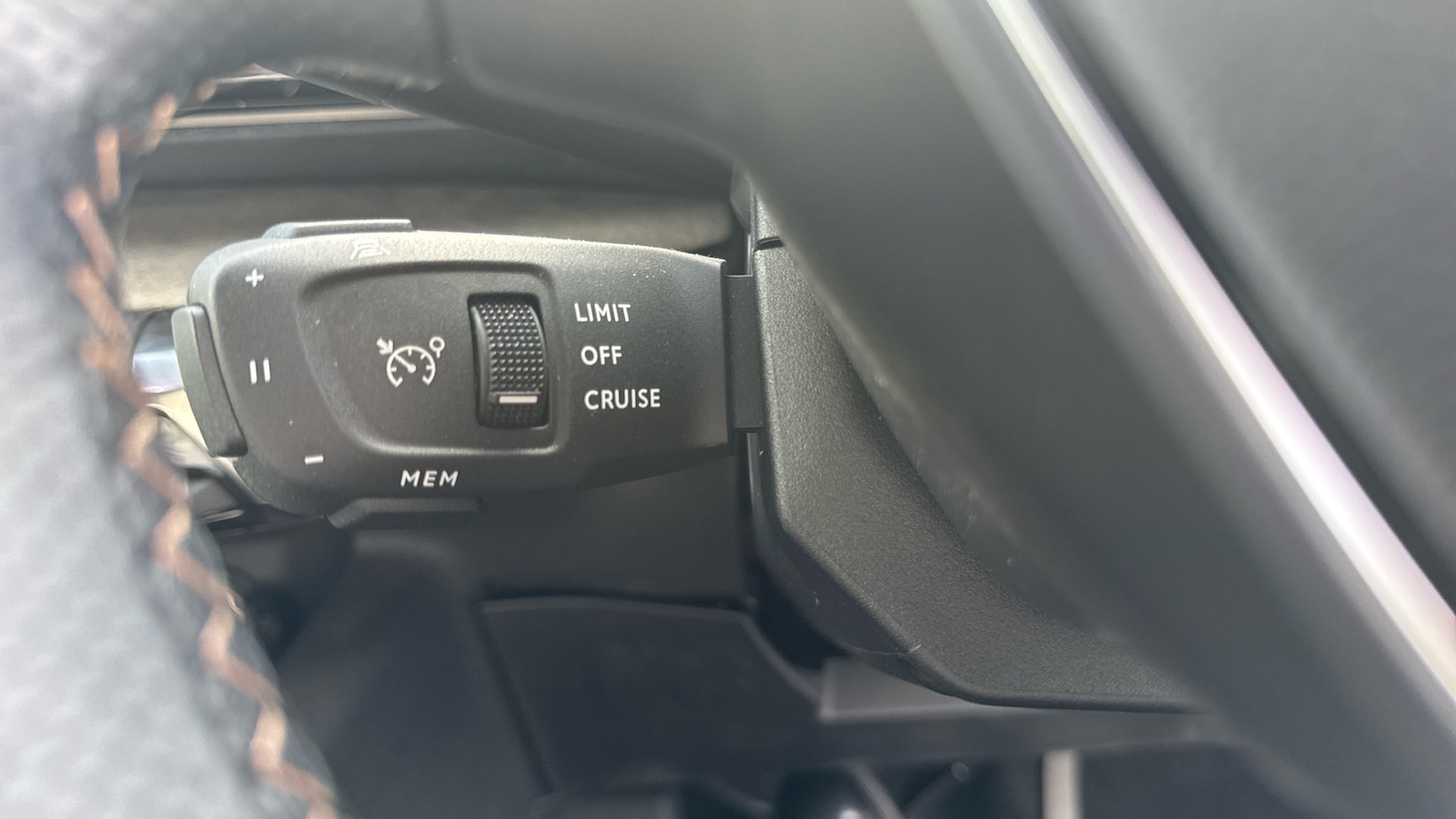 Used Peugeot 3008 2022 for sale - 76494376: Photo 32