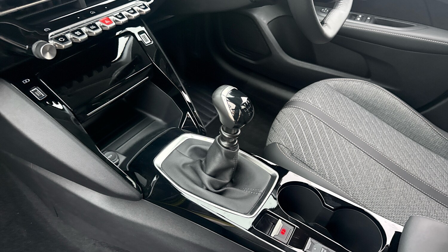 Used Peugeot 208 2025 for sale - 76234617: Photo 13