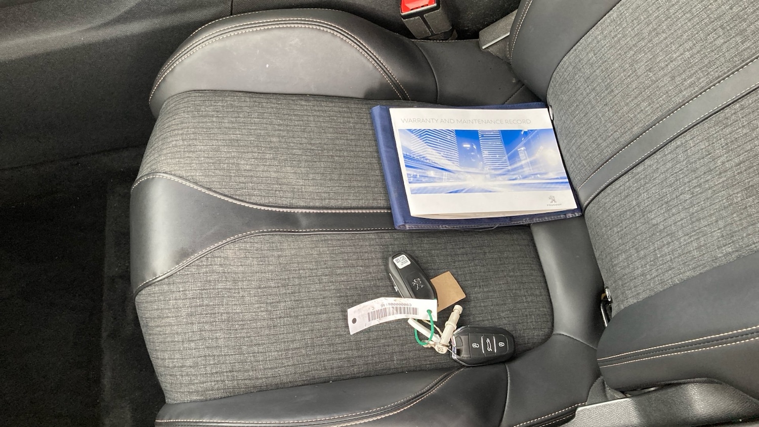 Used Peugeot 3008 2018 for sale - 76736373: Photo 19