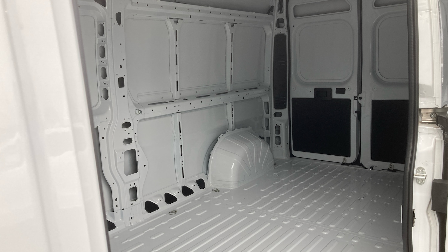 Used Peugeot Boxer 2026 for sale - 77532564: Photo 14