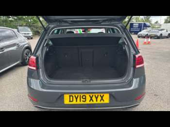 Used Volkswagen Golf 2019 for sale - 75295756: Photo