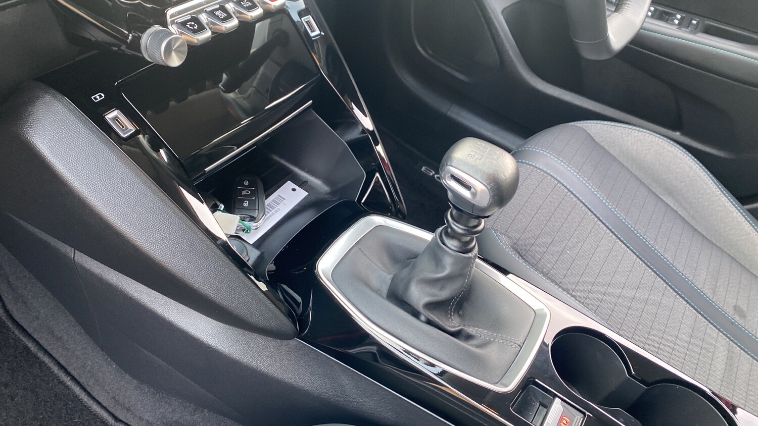 Used Peugeot 208 2021 for sale - 76114163: Photo 13