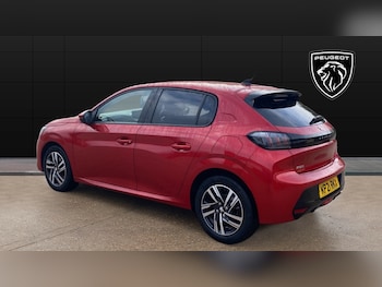 Used Peugeot 208 2021 for sale - 76114163: Photo 2