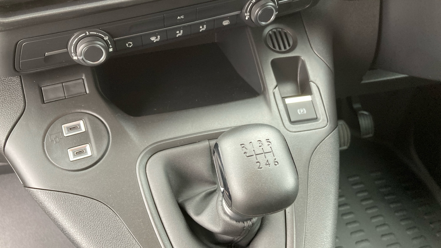 Used Peugeot Partner 2025 for sale - 76206592: Photo 13