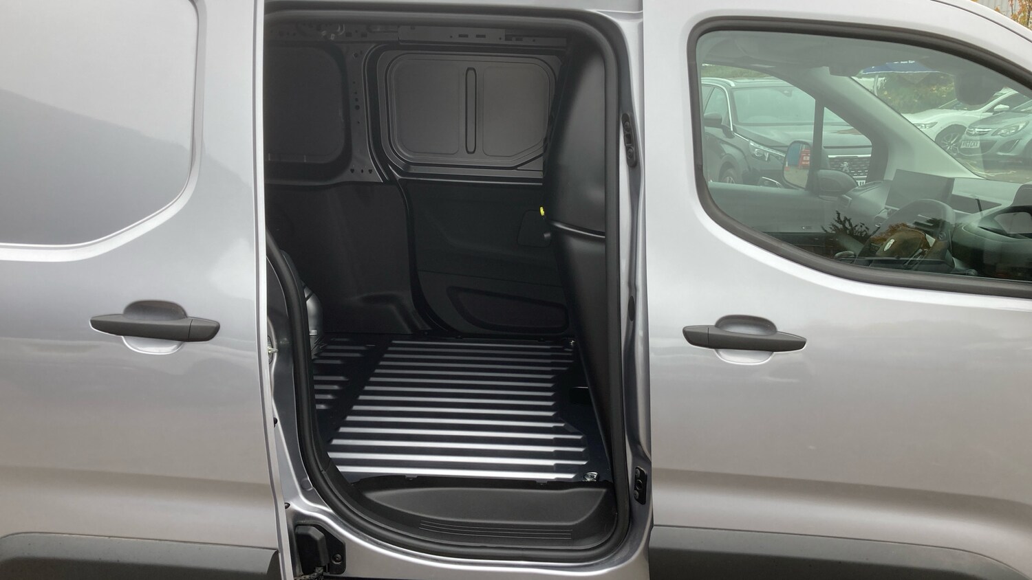 Used Peugeot Partner 2025 for sale - 76206592: Photo 16