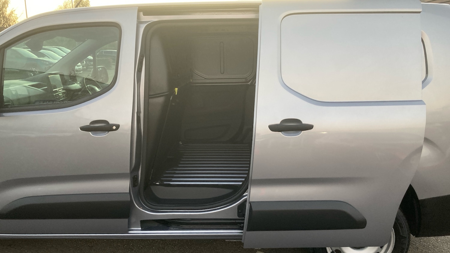 Used Peugeot Partner 2025 for sale - 76206591: Photo 16