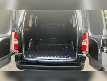 Used Peugeot Partner 2025 for sale - 76206591: Photo