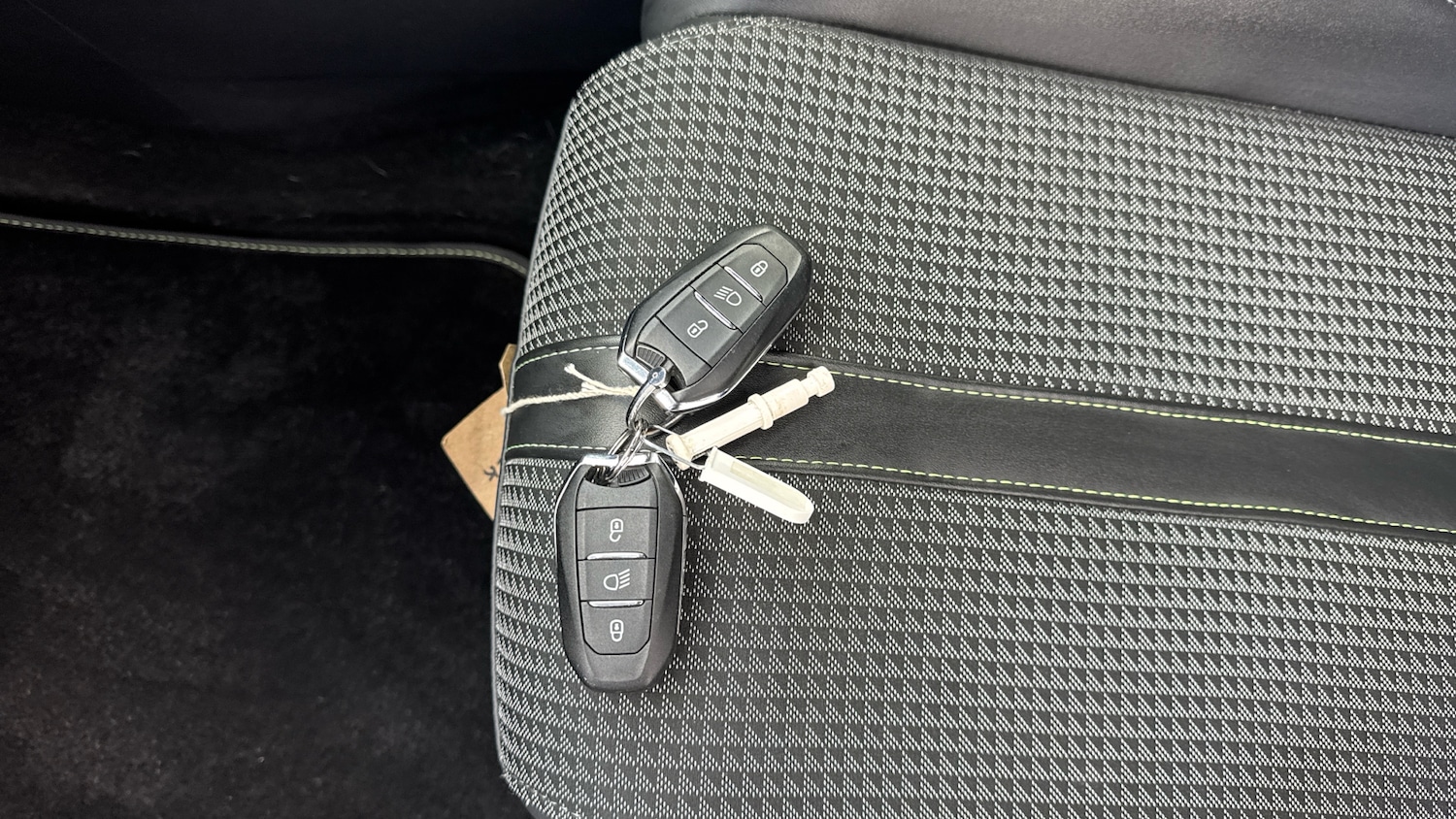 Used Peugeot 2008 2023 for sale - 77363976: Photo 20