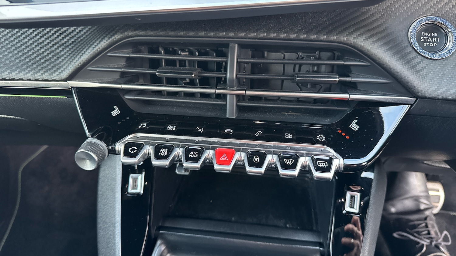 Used Peugeot 2008 2023 for sale - 77363976: Photo 21