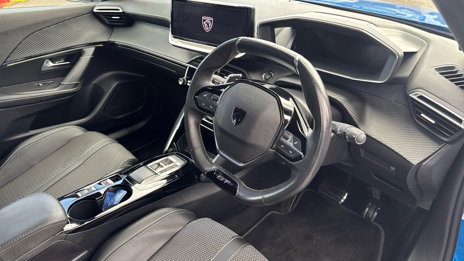 Used Peugeot 2008 2023 for sale - 75932407: Photo 11