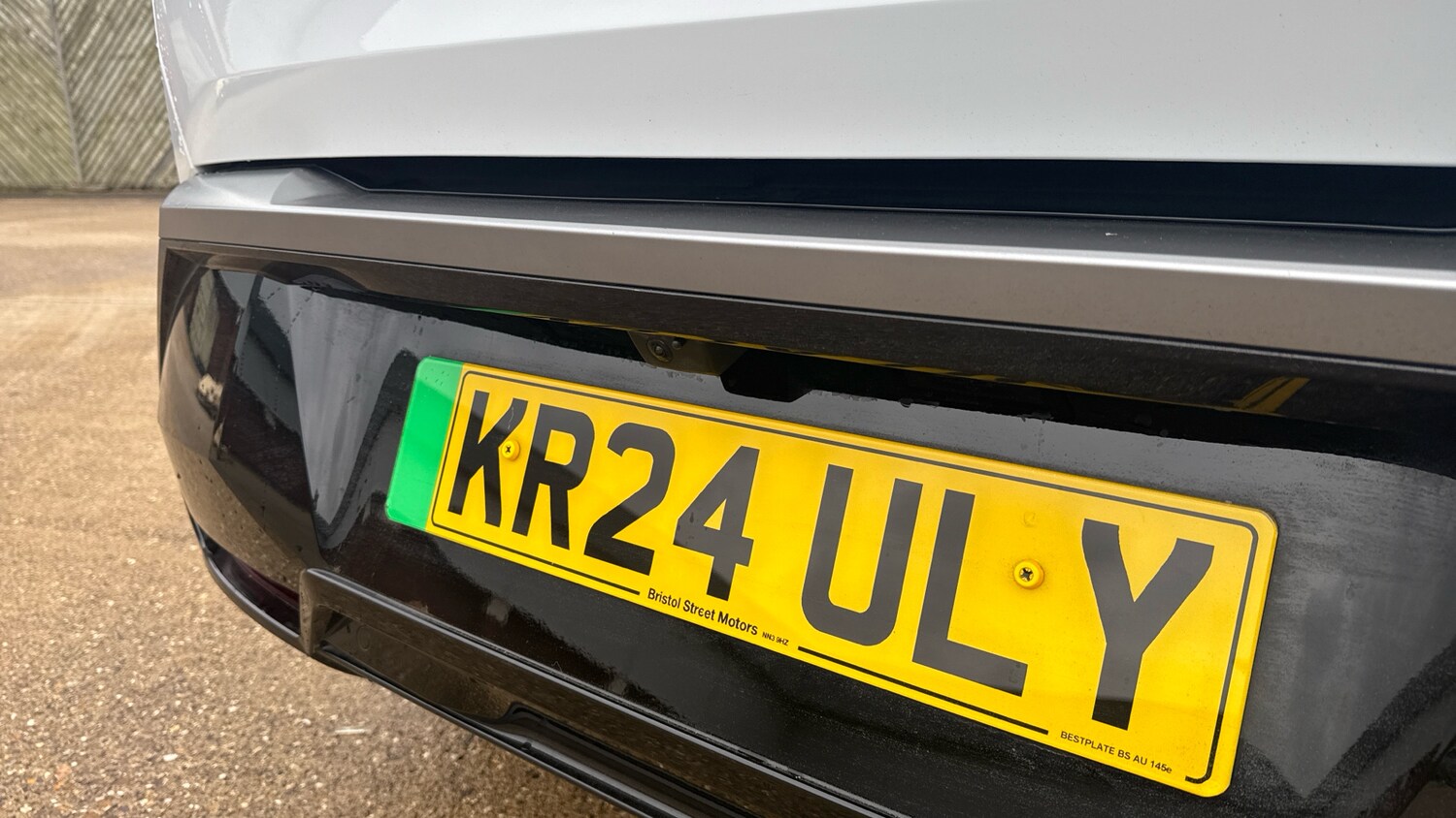 Vehicle 21