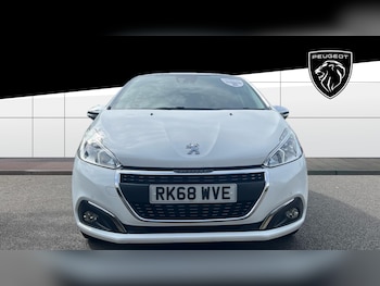 Used Peugeot 208 2018 for sale - 75931835: Photo