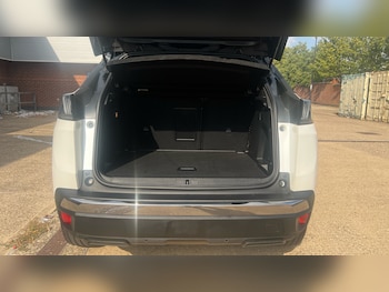 Used Peugeot 3008 2023 for sale - 79275061: Photo