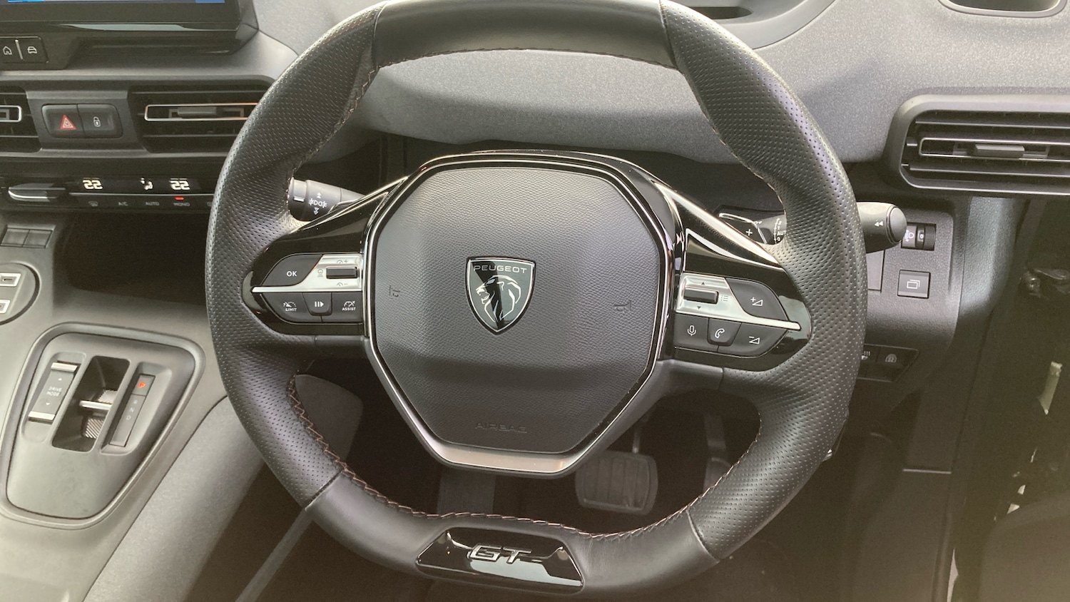 Used Peugeot Rifter 2024 for sale - 76808032: Photo 33