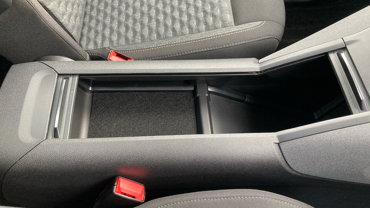 Used Peugeot Rifter 2024 for sale - 76808032: Photo 34