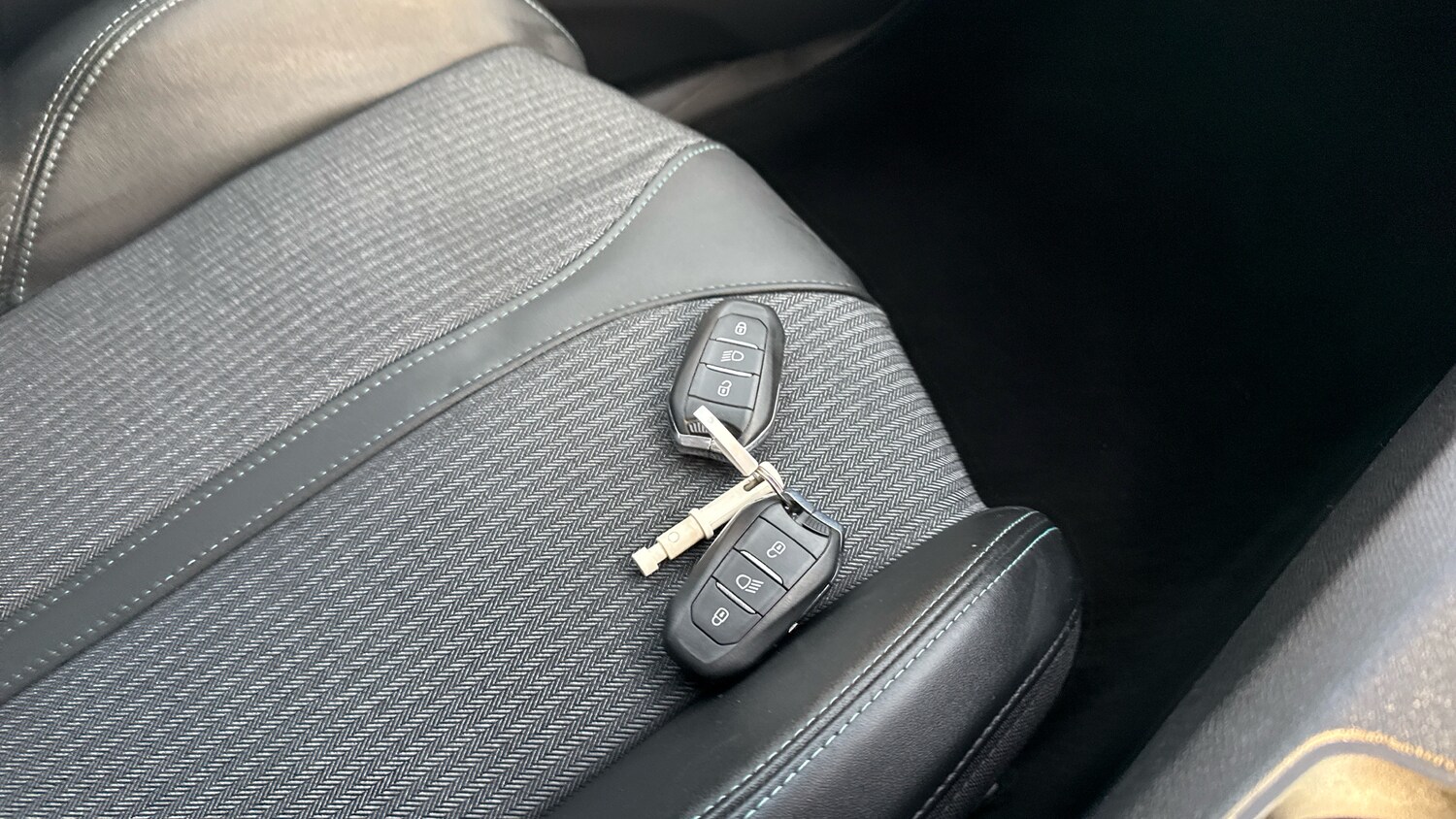 Used Peugeot 3008 2021 for sale - 76694732: Photo 19