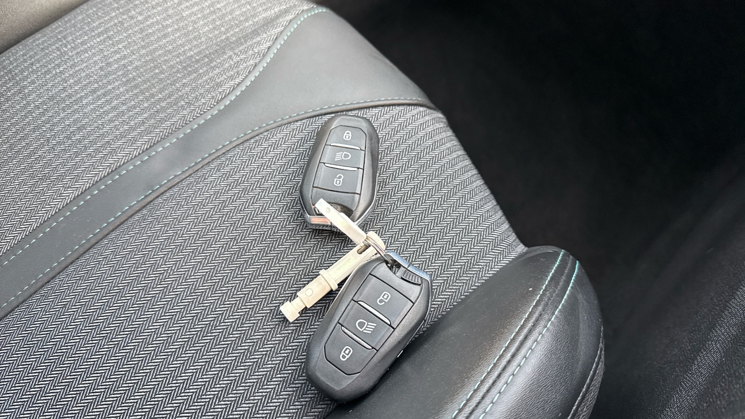 Used Peugeot 3008 2021 for sale - 76694732: Photo 20