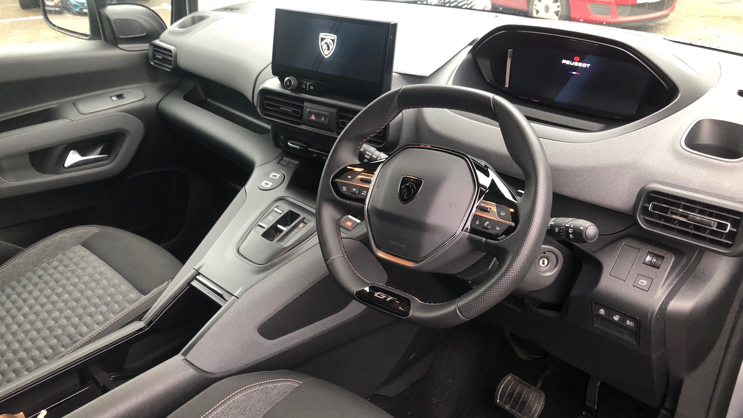 Used Peugeot Rifter 2025 for sale - 77789053: Photo 11