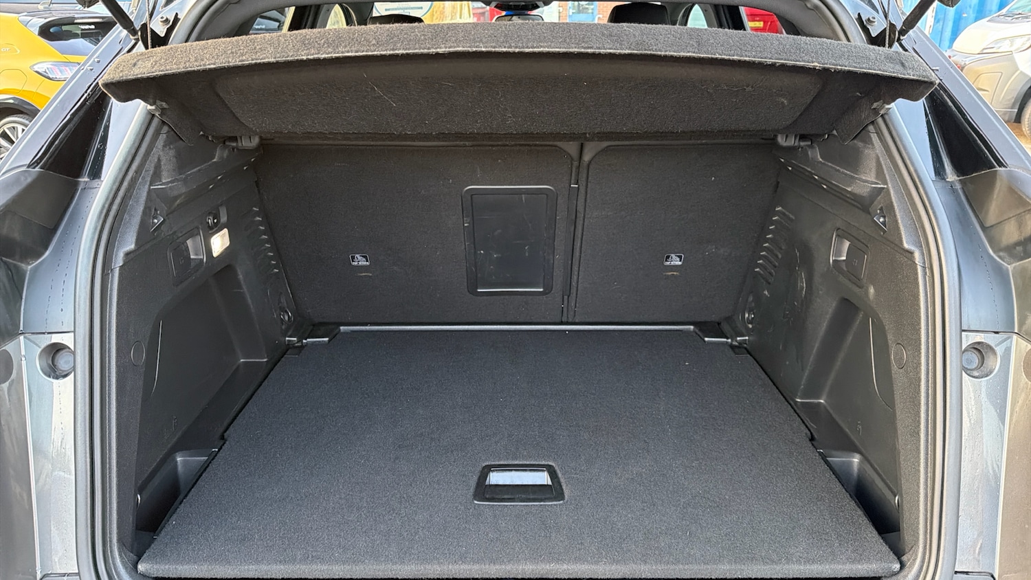 Used Peugeot 3008 2020 for sale - 77701883: Photo 4