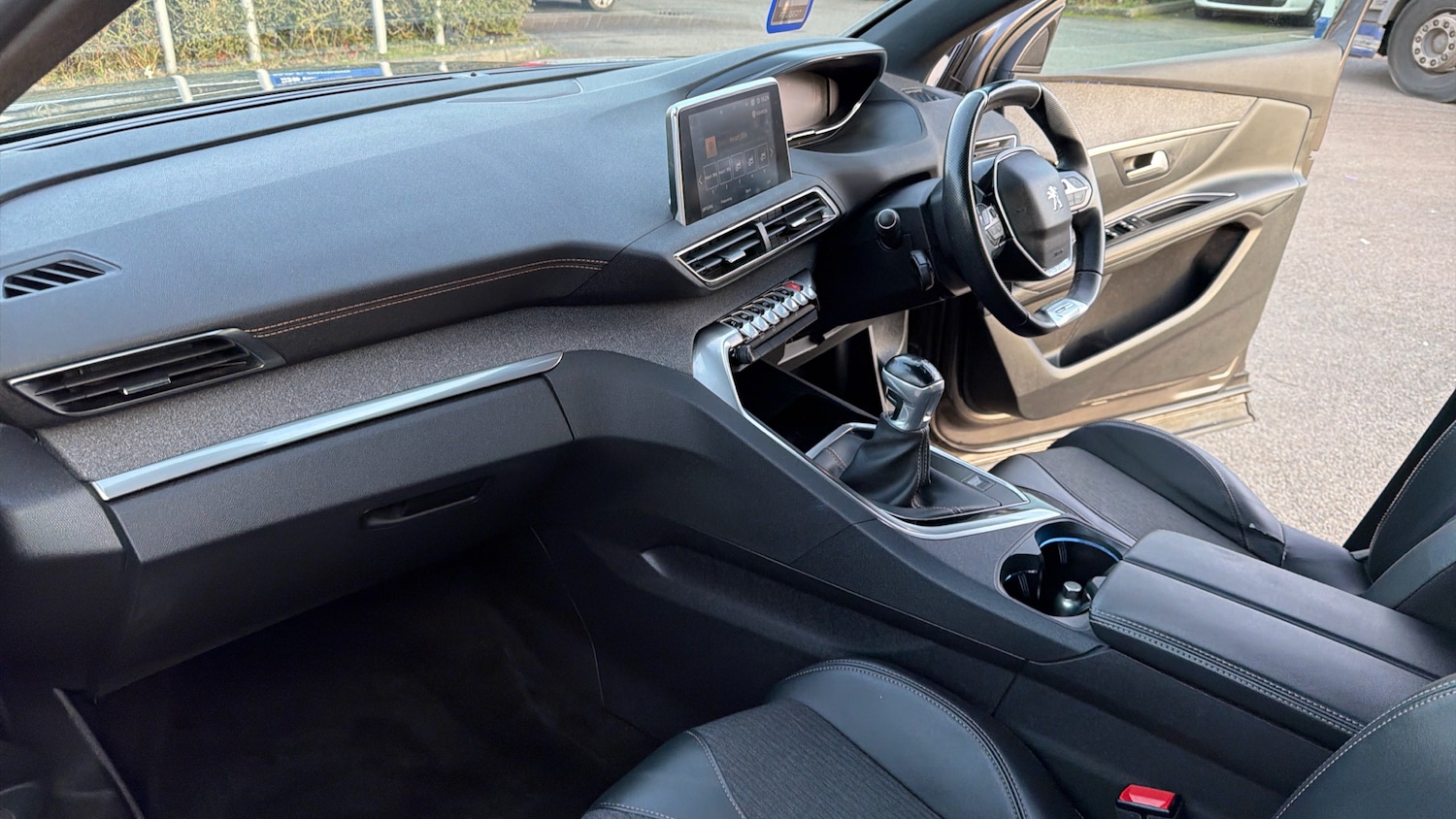 Used Peugeot 3008 2020 for sale - 77701883: Photo 9