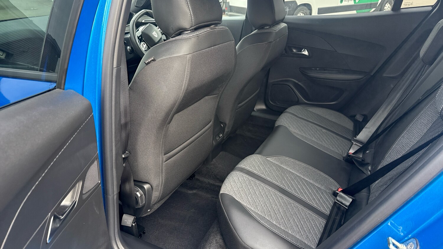 Used Peugeot 2008 2024 for sale - 76028063: Photo 16