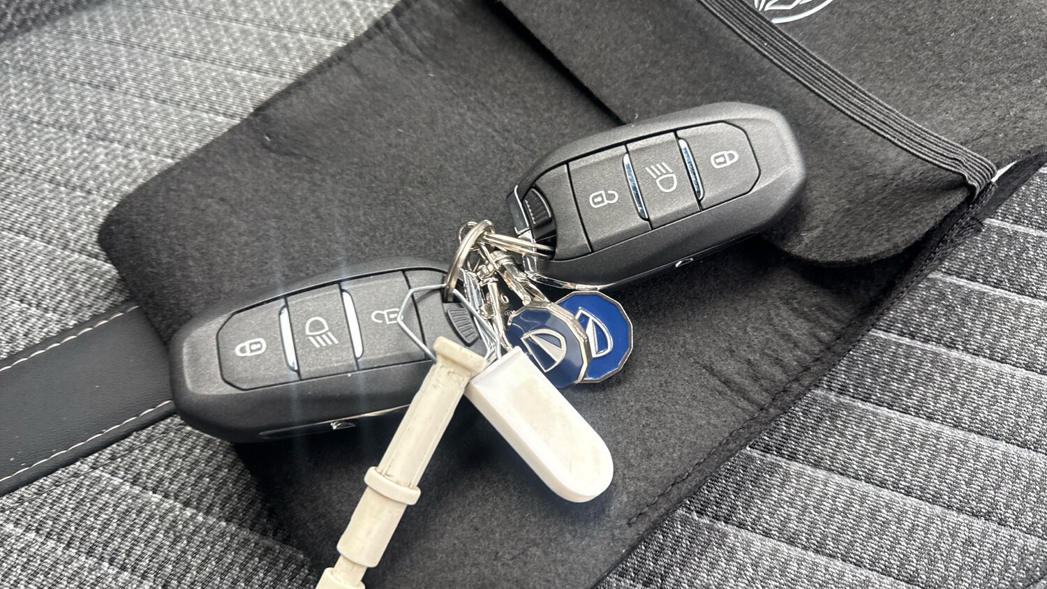 Used Peugeot 2008 2024 for sale - 76028063: Photo 20