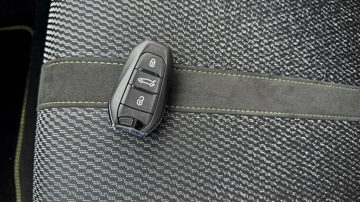 Used Peugeot 408 2025 for sale - 76580643: Photo 19