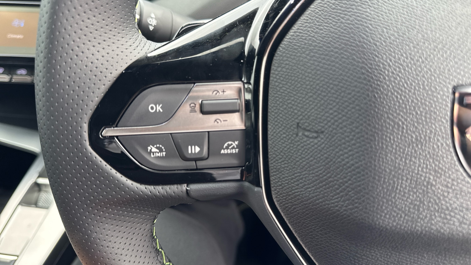 Used Peugeot 408 2025 for sale - 76580643: Photo 27