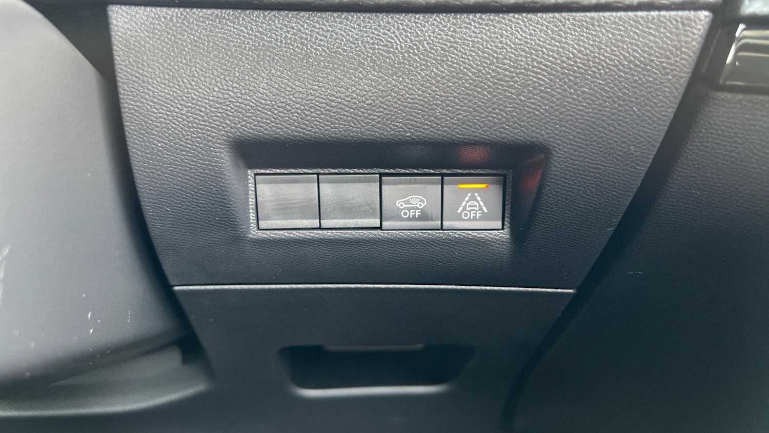 Used Peugeot 208 2021 for sale - 77114065: Photo 30