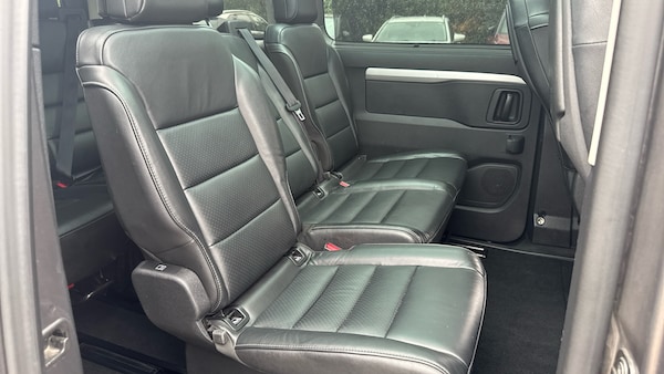 Used Peugeot Traveller 2022 for sale - 76302099: Photo 16